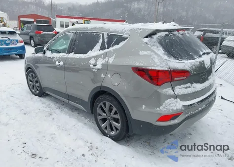 2018 Hyundai Santa Fe Sport 2.0T Ultimate z USA, uszkodzony, nr VIN 5XYZWDLA5JG524855